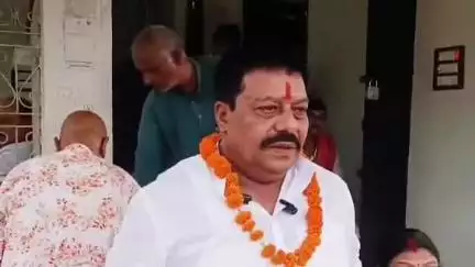 रुन्नी सैदपुर: गोविंद पितौझिया में जिला परिषद उपाध्यक्ष ने किया नलकूप व शौचालय का उद्घाटन, ₹46 लाख की योजना का शिलान्यास