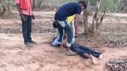 जयसिंहनगर: सूखा नाला के पास बाइक गिरने से एक व्यक्ति घायल, डायल 100 ने पहुंचाया अस्पताल