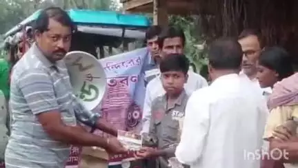 গলসি ২: দিঘার জগন্নাথ মন্দির থেকে এবার প্রসাদ পৌঁছালো গলসি ২ নম্বর ব্লকের গোহগ্রাম অঞ্চলের মানুষের হাতে