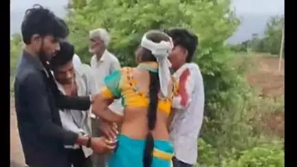 मोठ: बामोर के समीप हुए सड़क हादसे में बाइक सवार दंपति हुए घायल