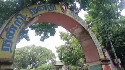 செங்கோட்டை: உயிர்ப்பலி வாங்க துடிக்கும் நுழைவு வாயில் அச்சத்தில் வாகன ஓட்டிகள்