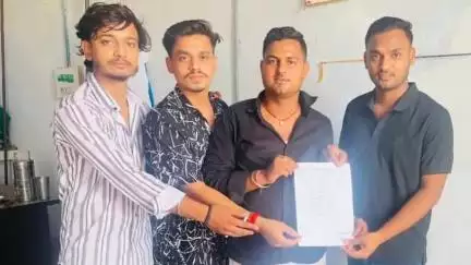केसरिया: दिलावरपुर के मणिकांत पांडेय उर्फ राजा पांडेय को छात्र राजद केसरिया का प्रखंड अध्यक्ष मनोनीत किया गया