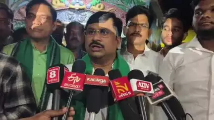 ନୂଆପଡା: ଖଡ଼ିଆଳ ଠାରେ ପୂର୍ବତନ ମୁଖ୍ୟମନ୍ତ୍ରୀ ନବୀନ ପଟ୍ଟନାୟକଙ୍କ ଆଶୁ ଆରୋଗ୍ୟ କାମନା କରି ମା ସମଲେଶ୍ବରୀଙ୍କୁ ପୂଜାର୍ଚ୍ଚନା; ପ୍ରତିକ୍ରିୟା ବିଧାୟକ