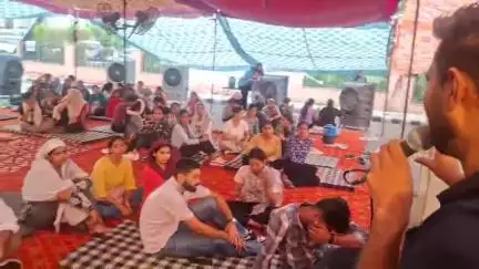 हिसार: HAU में लाठीचार्ज के विरोध में छात्रों का धरना, मंत्री और छात्रों के बीच दूसरे दिन भी मीटिंग विफल