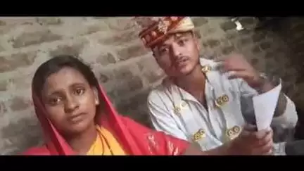 पताही: भीतघरवा मठ की रहने वाली एक लड़की ने अपनी शादी के बारे में वीडियो बनाकर सोशल मीडिया पर की वायरल, न्याय की गुहार लगाई