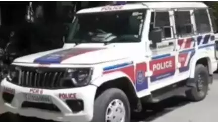 બાવળા: વિસલપુર ગામમાં પોલીસે રેડ પાડી વિદેશી દારૂની 10 બોટલ ઝડપી પાડી