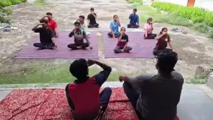 सुकमा: सुकमा में एक पृथ्वी, एक स्वास्थ्य के लिए आयोजित किया गया योग शिविर