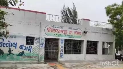 ઓખામંડળ: દેવભૂમિ દ્વારકા જિલ્લામાં ગ્રામ પંચાયતની સામાન્ય ચૂંટણીમાં 75,44% અને પેટા ચૂંટણી માં 40,45% મતદાન નોંધાયું