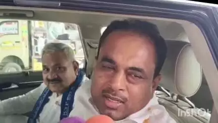 भगवानपुर: कैमूर पहुंचे बीएसपी नेता रामजी गौतम ने बिहार सरकार पर साधा निशाना, कहा- नीतीश कुमार व डबल इंजन की सरकार जा रही है