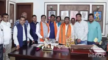 नारायणपुर: 360 घर आरण्यक ब्राह्मण समाज के प्रतिनिधियों ने वन मंत्री केदार कश्यप को बस्तर गोंचा का न्योता दिया