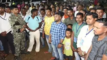 गोमिया: फुटकाडीह में आयोजित मंडा पूजा में मंत्री योगेंद्र प्रसाद हुए शामिल, मंडा पूजा का हुआ भव्य आयोजन