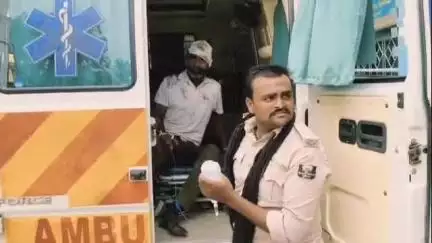 बेगूसराय: चलती ट्रेन से गिरने पर एक व्यक्ति घायल, सदर अस्पताल में भर्ती, पुलिस जांच जारी