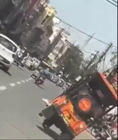 ग्वालियर गिर्द: स्टंट करने वाला ई-रिक्शा चालक पकड़ा गया, वीडियो हुआ था वायरल