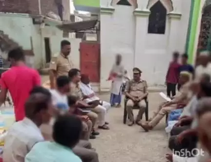 धनघटा: आगामी त्यौहार पर्व को लेकर हैसर बाजार में पीस कमेटी की बैठक संपन्न हुई