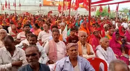 झंझारपुर: झंझारपुर आरएस में बिहार राज्य खेत मजदूर यूनियन का दो दिवसीय राज्यस्तरीय कन्वेंशन रविवार शाम संपन्न