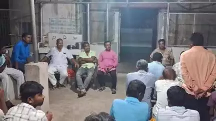বিনপুর ১: আগামী বিধানসভা নির্বাচনকে পাখির চোখ করে বিনপুর ১ ব্লক তৃনমূল কংগ্রেসের আলোচনা সভা অনুষ্ঠিত হল সিরশিতে