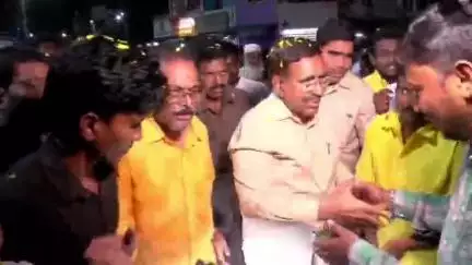 నెల్లూరు ములుముడి బస్టాండ్ సెంటర్లో 15 లక్షలతో సిసి రోడ్డుకు శంకుస్థాపన చేసిన మంత్రి నారాయణ