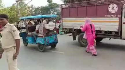 बक्सर: अपराध नियंत्रण के लिए पुलिस ने जिले के सभी थाना क्षेत्रों में चलाया अभियान, 16 गिरफ्तार, ₹57500 जुर्माना वसूला