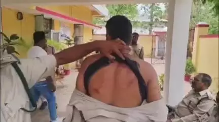 बालोद: डौंडी के वनकर्मियों को पेंवारी गांव के ग्रामीणों ने लाठी-डंडों से दौड़ा-दौड़ा कर पीटा, 6 लोगों पर दर्ज हुआ अपराध