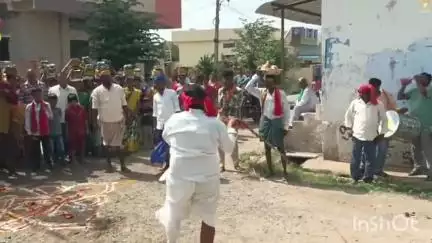 కథలాపూర్: భక్తి శ్రద్ధలతో గ్రామ దేవత పోచమ్మతల్లికి బోనాలు మొక్కులు:గ్రామ ప్రజలు