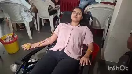 ઉધના: સુરતના પાલ ખાતે થેલેસેમીયા પીડિત બાળકો માટે પોલીસ દ્વારા મેગા રક્તદાન કેમ્પ,યુવતી, યુવકોએ મોટી સંખ્યામાં રક્તદાન કર્યું