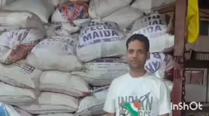 गुना नगर: कोलूपूरा रोड पर स्थित 2 मकानों से खाद्य विभाग की टीम ने ज़ब्त किए सरकारी चावल के 200 कट्टे