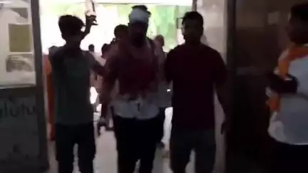 बदलापुर: पत्नी से विवाद के बाद युवक ने खुद को मारी गोली, बदलापुर सीएचसी से जिला अस्पताल किया गया रेफर