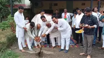 बड़नगर: ग्राम जलोदिया में विधायक ने ₹13 लाख के विकास कार्यों का किया भूमिपूजन