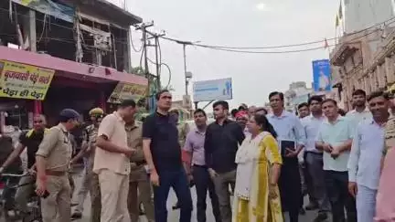 गोवर्धन: डीएम और एसएसपी ने अधिकारियों के साथ मुड़िया पूर्णिमा मेला क्षेत्र का किया निरीक्षण