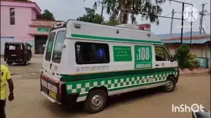 ଧର୍ମଗଡ: ପାତ୍ରବସା ହାତୀ ନଦୀ ପୋଲ ନିକଟରେ ଦୁଇ ବାଇକ ମଧ୍ୟରେ ଧକ୍କାରେ ଜଣେ ଗୁରୁତର, ଜିଲ୍ଲା ମୁଖ୍ୟ ଚିକିତ୍ସାଳୟକୁ ସ୍ଥାନାନ୍ତର