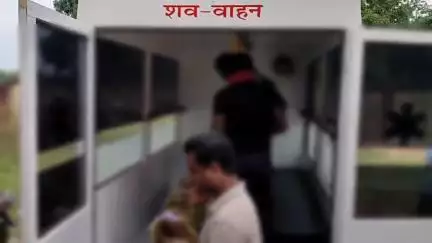 कोंडागांव: माकड़ी के जोंधरा निवासी पीड़ित युवक की जिला अस्पताल से जगदलपुर जाते समय हुई मौत, किया था कीटनाशक का सेवन