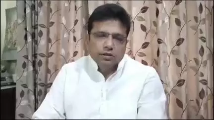 మంథని: ఉమ్మడి కరీంనగర్ జిల్లాలో మంథని ఎమ్మెల్యే మంత్రి శ్రీధర్ బాబు సమీక్ష