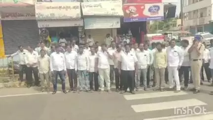 తిమ్మాపూర్ ఎల్ఎండీ కాలనీ: మంత్రులు తుమ్మల నాగేశ్వరరావు, పొన్నం ప్రభాకర్‌కు ఘన స్వాగతం పలికిన ఎమ్మెల్యే కవంపల్లి సత్యనారాయణ