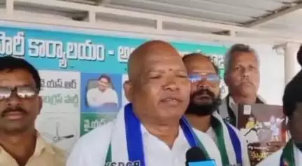 యువత పోరు కార్యక్రమాన్ని విజయవంతం చేయాలి: అరకు ఎమ్మెల్యే మత్స్యలింగం
