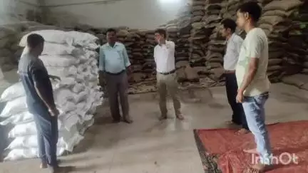 हिरणपुर: हिरणपुर स्थित एफसीआई गोदाम का डीएसएसओ ने किया निरीक्षण
