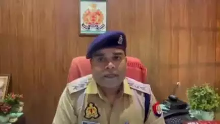 सकलडीहा: सकलडीहा थाना में खनन अधिकारी के खिलाफ F.I.R., गिट्टी लदे ट्रकों से अवैध वसूली का आरोप, सीओ ने जारी किया बयान