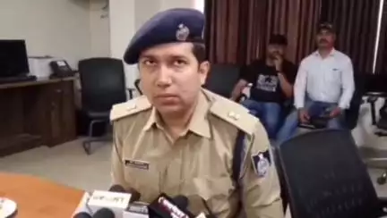 तानसेन: महिला थाने में महिला ने पति और ससुराल वालों पर दहेज के लिए प्रताड़ित करने का आरोप लगाया