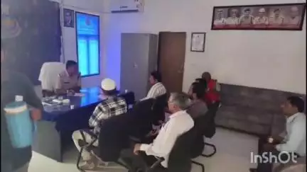 महाकाल थाने में स्कूल संचालकों की बैठक, महाकाल थाना प्रभारी ने ली जानकारी
