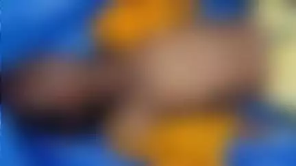 সিউড়ি ১: গোবরা রেলগেটের কাছে রেল লাইনের ধার থেকে মহিলার রক্তাক্ত মৃতদেহ উদ্ধার, আনা হলো সিউড়ি সদর হাসপাতালে