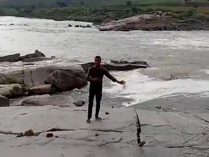 dhumeswar dha dind river