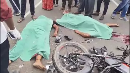 દહેગામ: દહેગામ-મોડાસા હાઇવે પર ટ્રકે ટક્કર મારતા ગમખ્વાર અકસ્માત: બે યુવકોના ઘટનાસ્થળે મોત