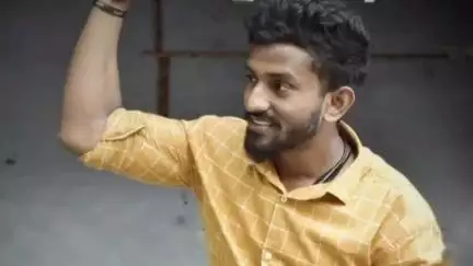 பாளையங்கோட்டை: காவலருக்கு அரிவாள் வெட்டு - VOC மைதானத்தில் தகராறை தட்டி கேட்டதால் சம்பவம்