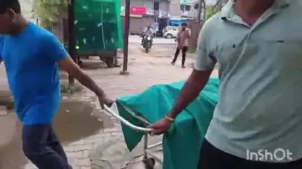 एटा: नंगल मई में बोलेरो कार और टैंकर की टक्कर में एक व्यक्ति की हुई मौत व दो लोग हुए घायल
