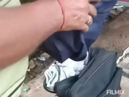 मुरैना नगर: रेलवे स्टेशन के पास मिला बैग पुलिस ने फरियादी को लौटाया, मानवता की मिसाल