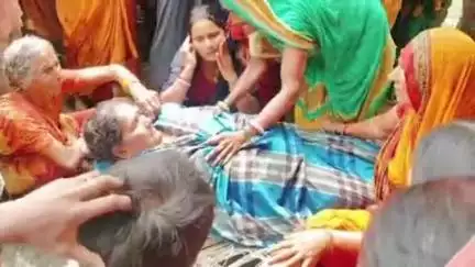 खड़गपुर: रघुनाथपुर गांव के पास खेत में काम कर रही महिला की वज्रपात से हुई मौत, परिवार में मचा कोहराम