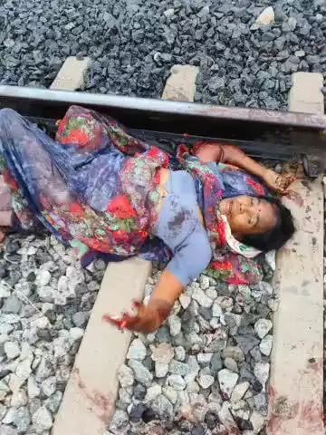ఆర్మూర్: మామిడిపల్లి రైల్వే స్టేషన్ సమీపంలో రైలు కింద పడి మహిళ మృతి
