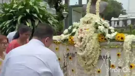 কলকাতা: ক্যাওড়াতলা মহাশ্মশানে ড: শ্যামাপ্রসাদ মুখোপাধ্যায়ের মূর্তিতে শ্রদ্ধার্ঘ্য নিবেদন করলেন বিরোধী দলনেতা শুভেন্দু অধিকারী