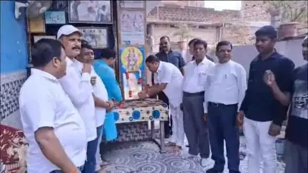 गया टाउन सीडी ब्लॉक: गया के नूतन नगर स्थित भाजपा किसान मोर्चा कार्यालय में श्यामा प्रसाद मुखर्जी का बलिदान दिवस मनाया गया, माल्यार्पण किया