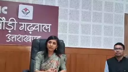 पौड़ी: जिलाधिकारी स्वाति एस. भदौरिया ने संभाला पदभार, विकास कार्यों को गति देना रहेगी प्राथमिकता