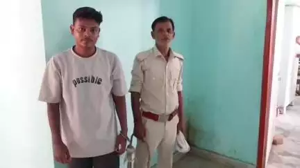 पुपरी: हिरौली में पेड़ से लटका मिला शव, हत्या की आशंका, पुलिस ने एक आरोपी को किया गिरफ्तार